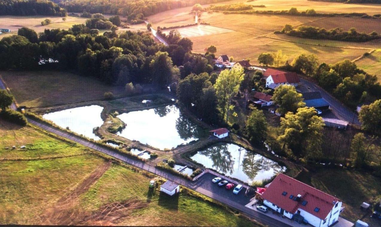 Dorf Alm Ferienwohnung Schwalmtal  外观 照片